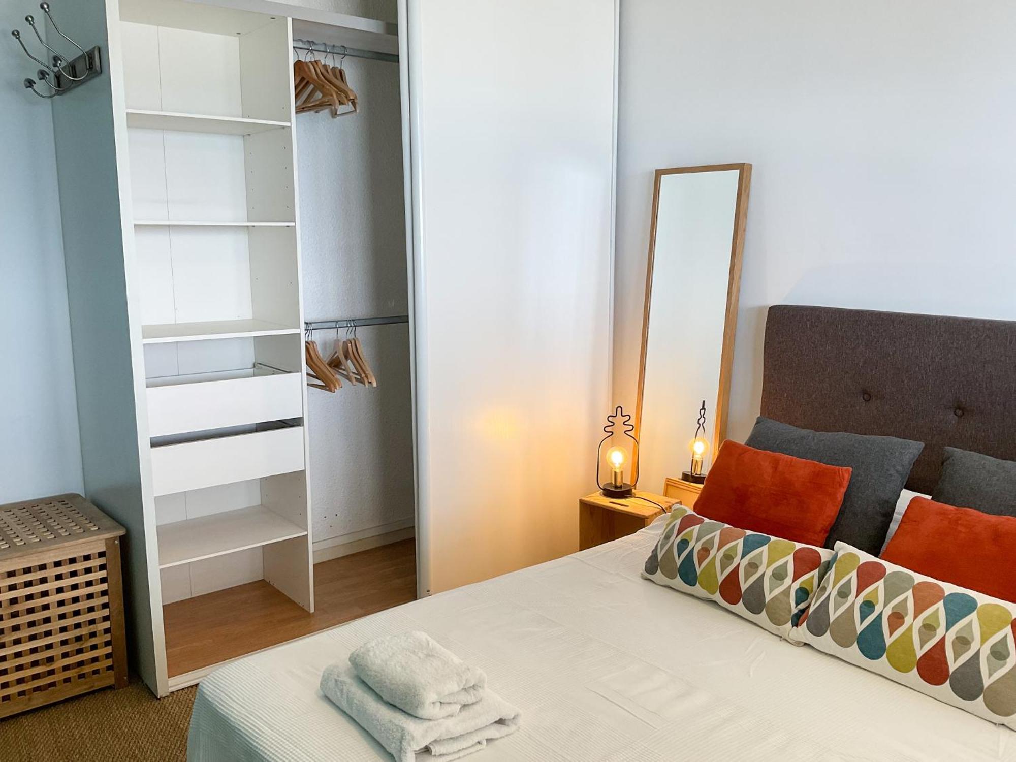 La Prom 2 - A Two Bedroom With A Sea View Apartment